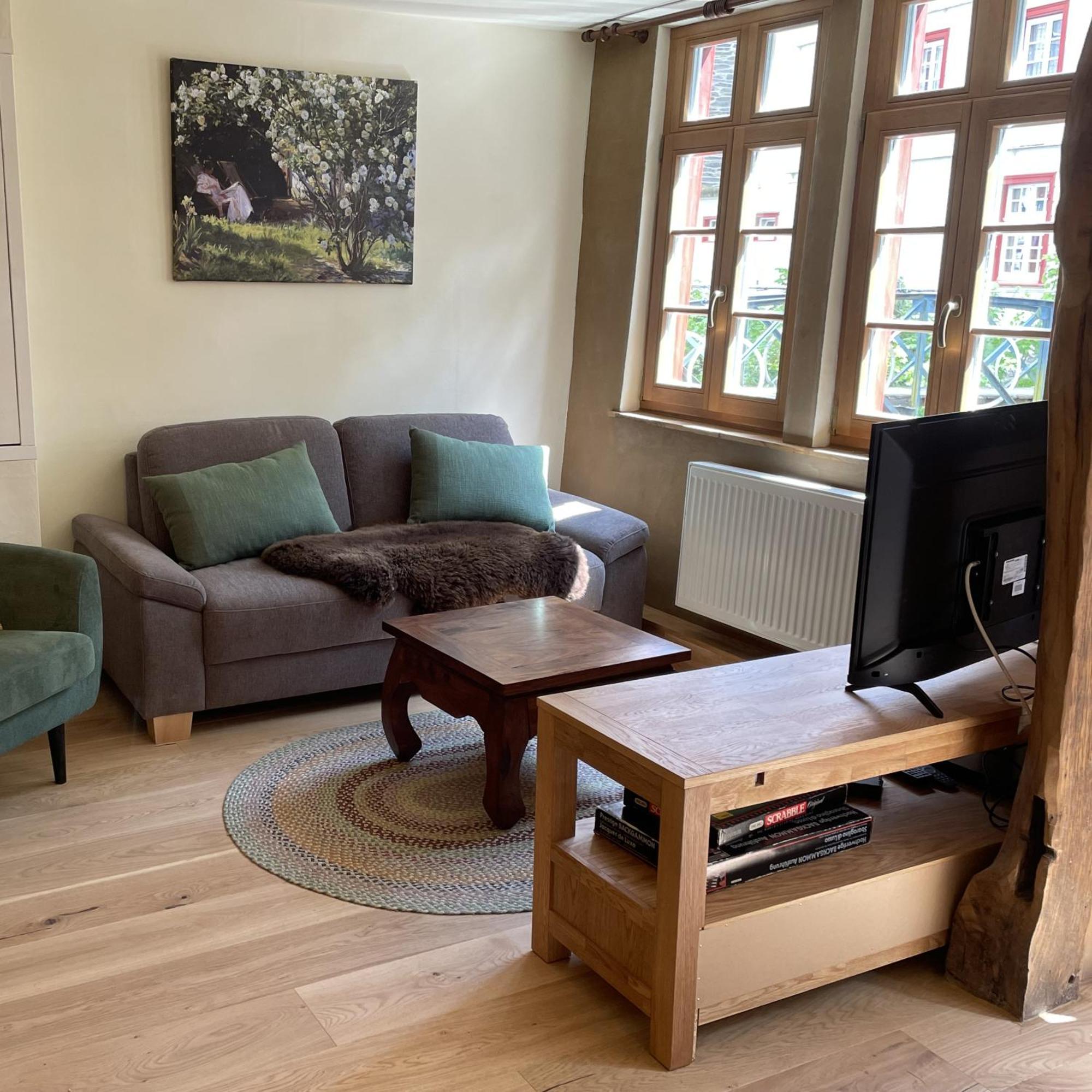 Apartment Am Fluss Im Haus An Der Rur 몬샤우 외부 사진