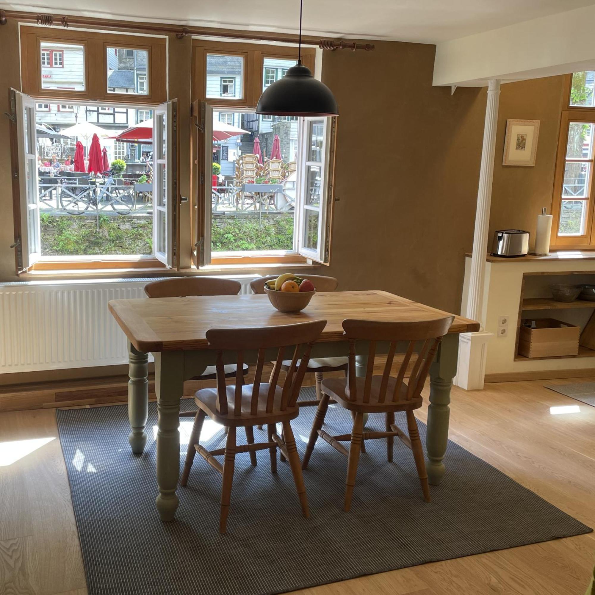 Apartment Am Fluss Im Haus An Der Rur 몬샤우 외부 사진